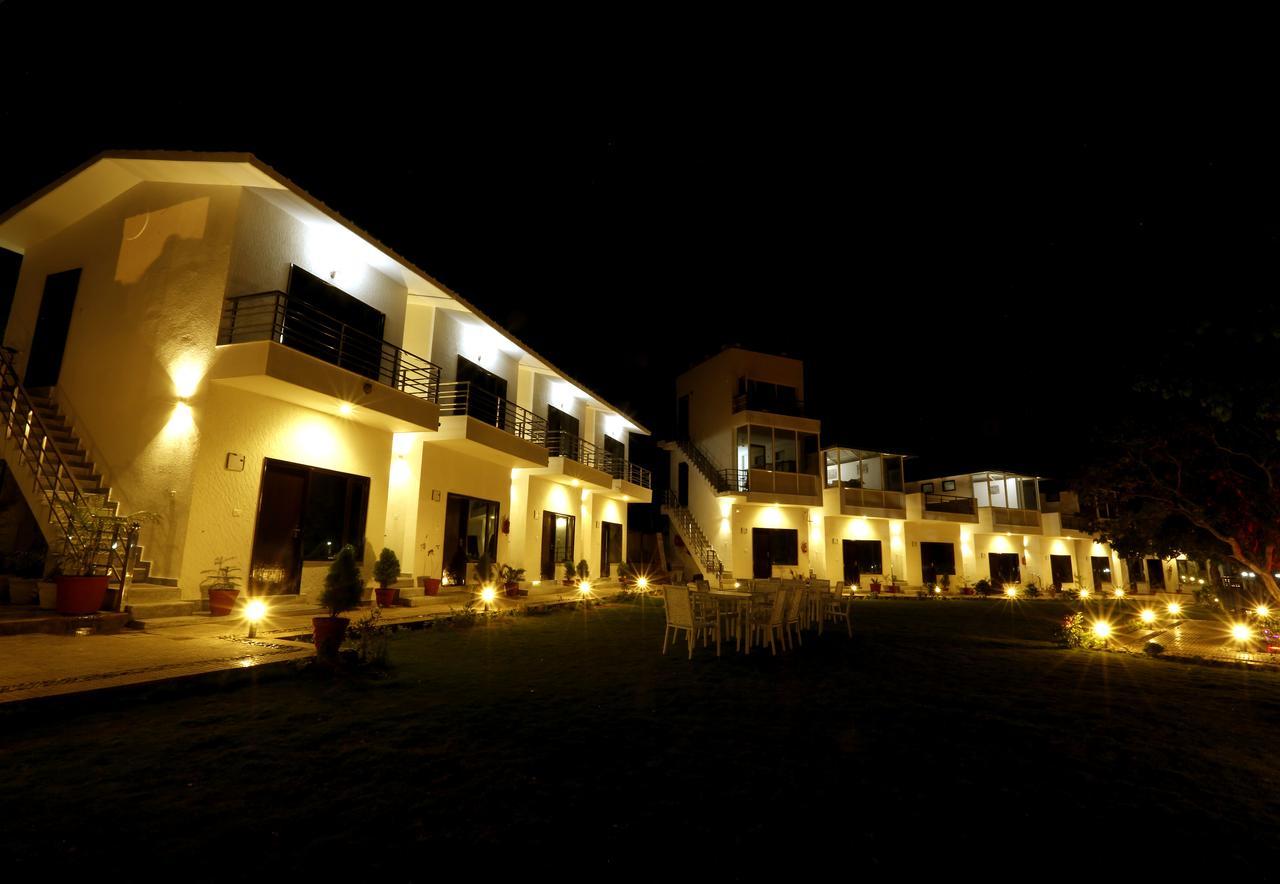 Ezzenza Mahayana Resort & Spa Rishikesh Bagian luar foto